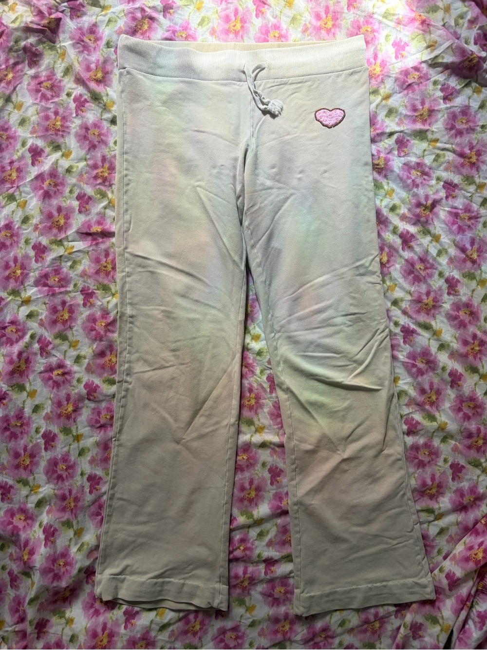 2000s BCBG Cream Lounge Pants with Embroideries 💖